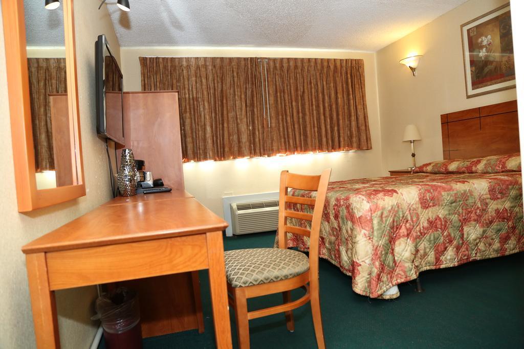 Jfk Inn Нью-Йорк Экстерьер фото
